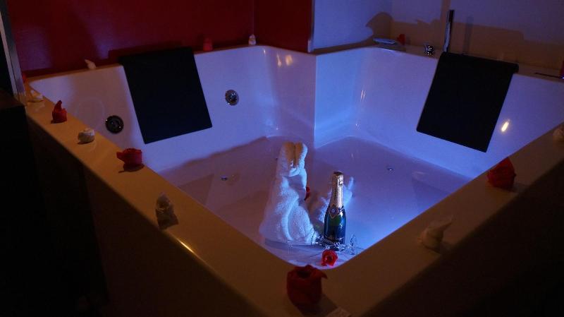 Duomo Luxury Suites - Oda