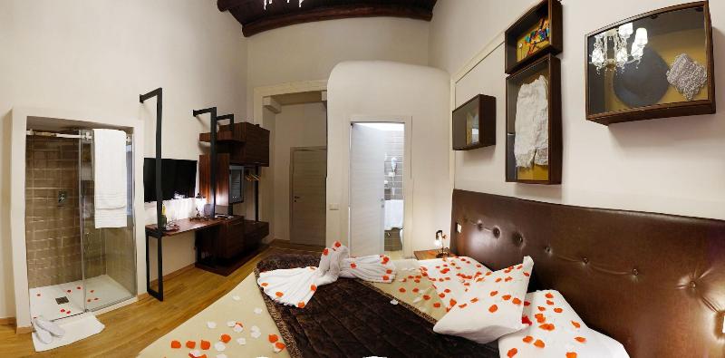 Duomo Luxury Suites - Oda