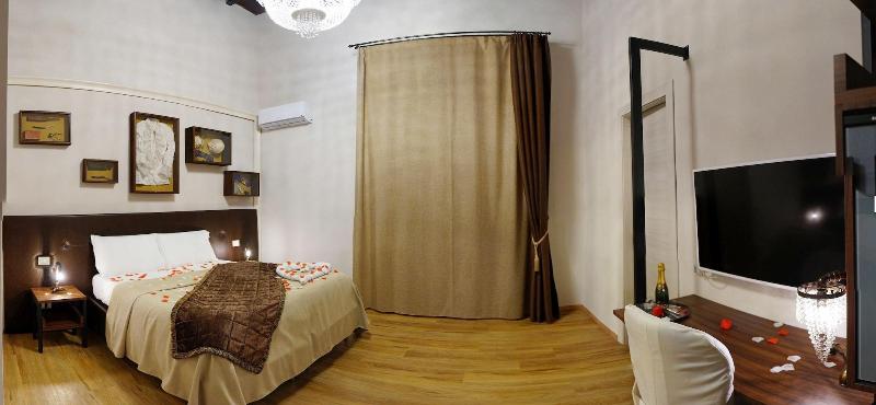 Duomo Luxury Suites - Oda