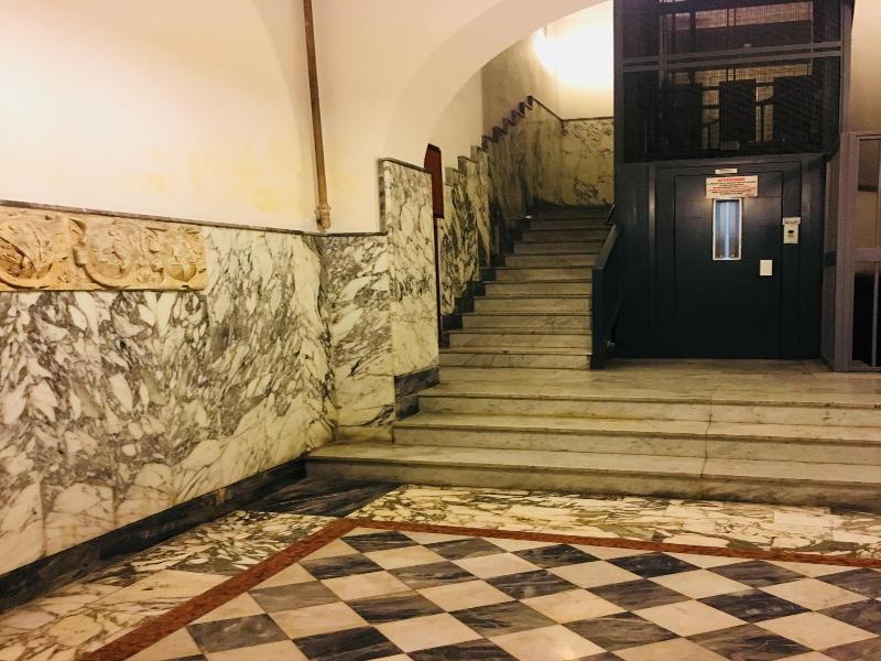 B B Grande Archivio Napoli - Genel