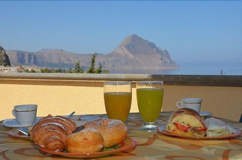 B B Terra Del Sole - Restoran