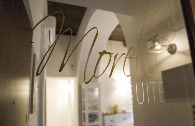 Morelli Suite - Genel