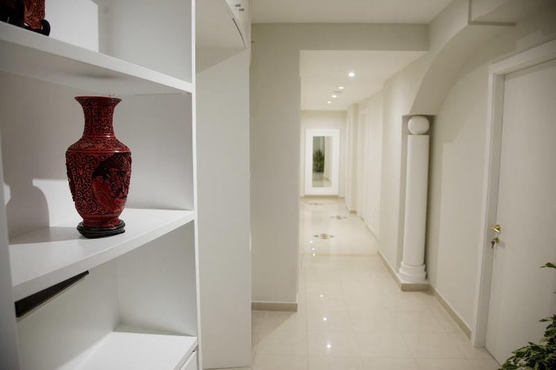Sorrento Resart Suite - Lobi