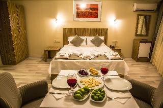Berlin Otel Niayantaaya