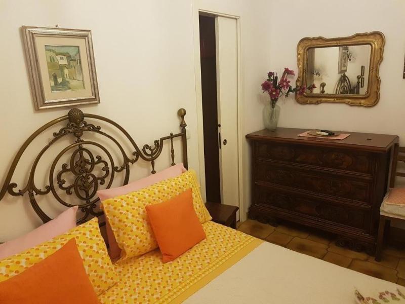 B B Guest House Il Porto Vecchio - Oda