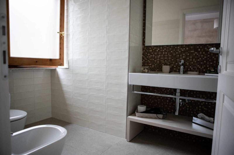 G G Firenze Suites - Oda