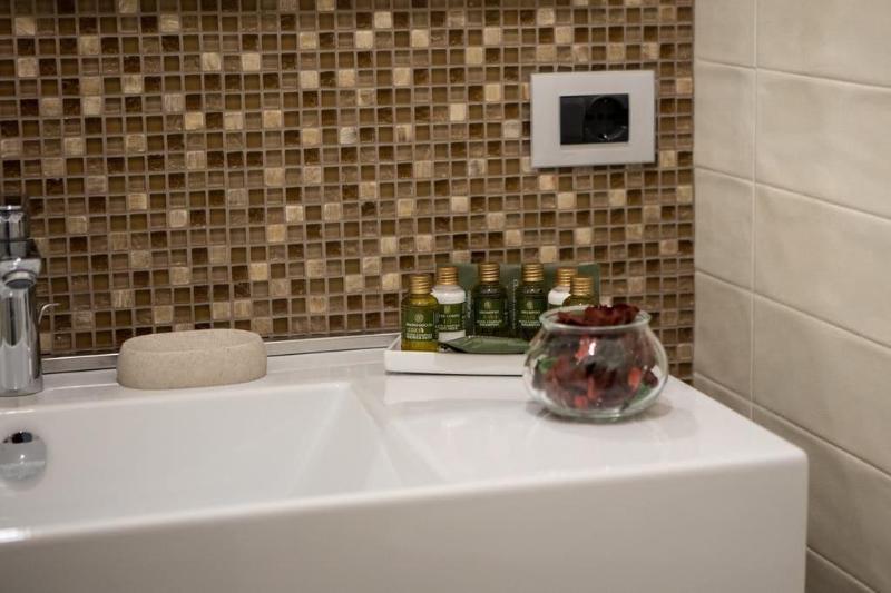 G G Firenze Suites - Oda