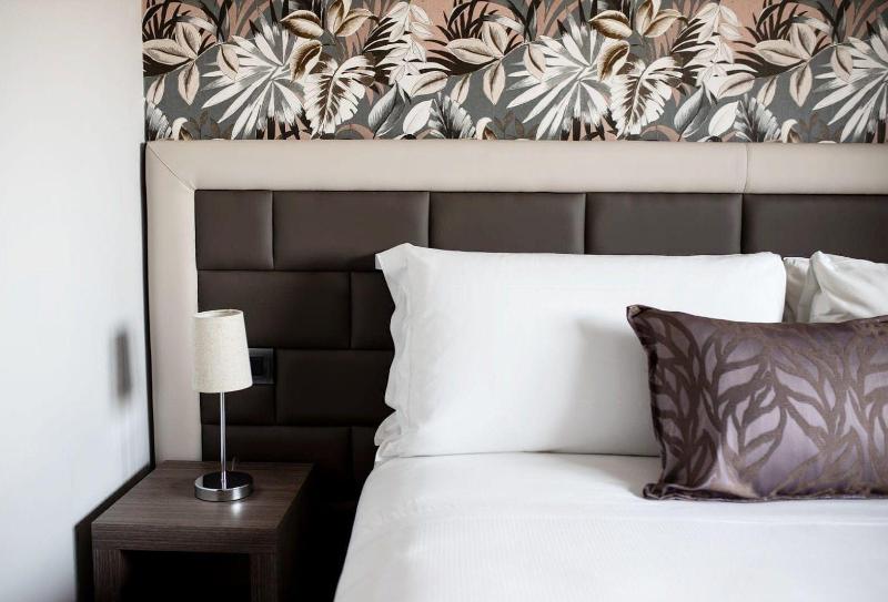 G G Firenze Suites - Oda