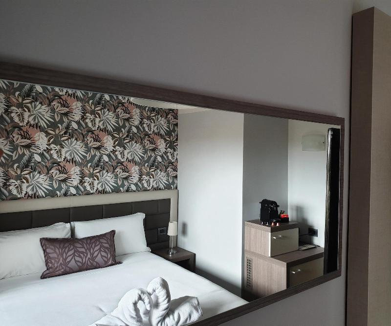 G G Firenze Suites - Oda