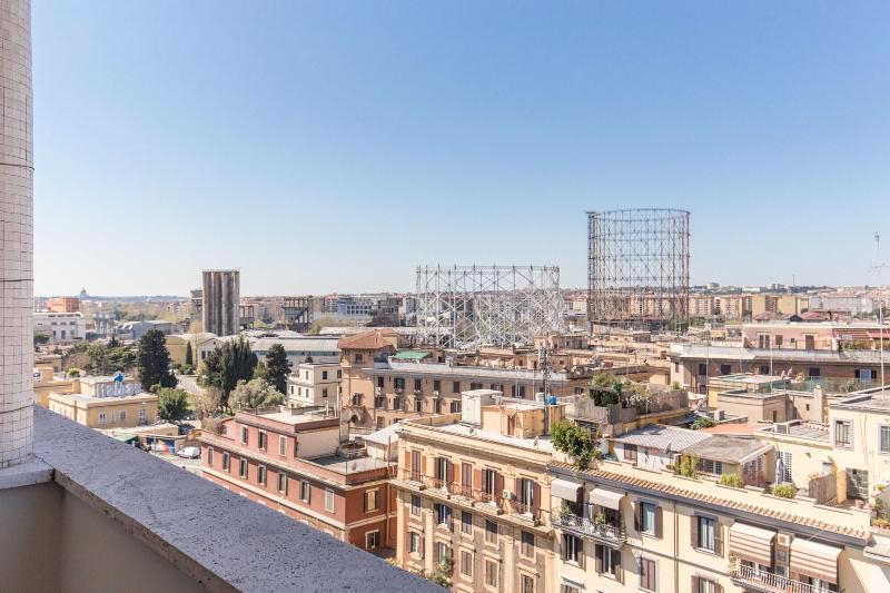 B B Piramide Terrace - Genel