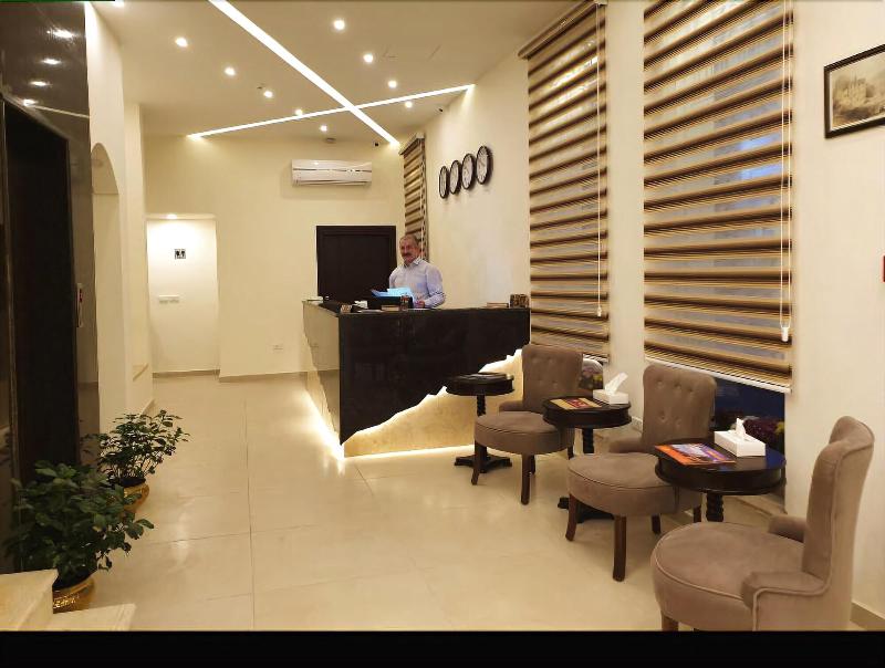 Petra Heart Hotel - Lobi