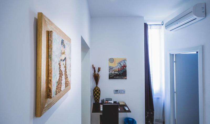 Domus Alberti - Oda