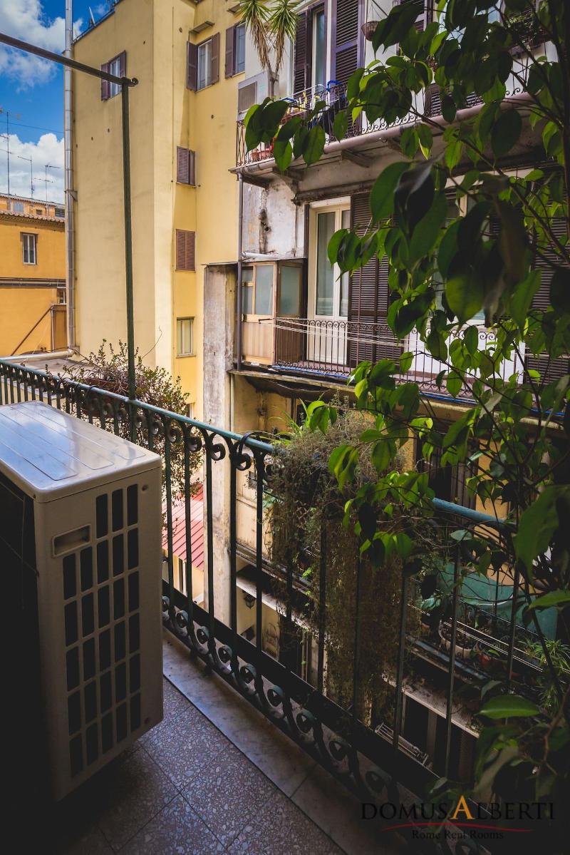 Domus Alberti - Oda