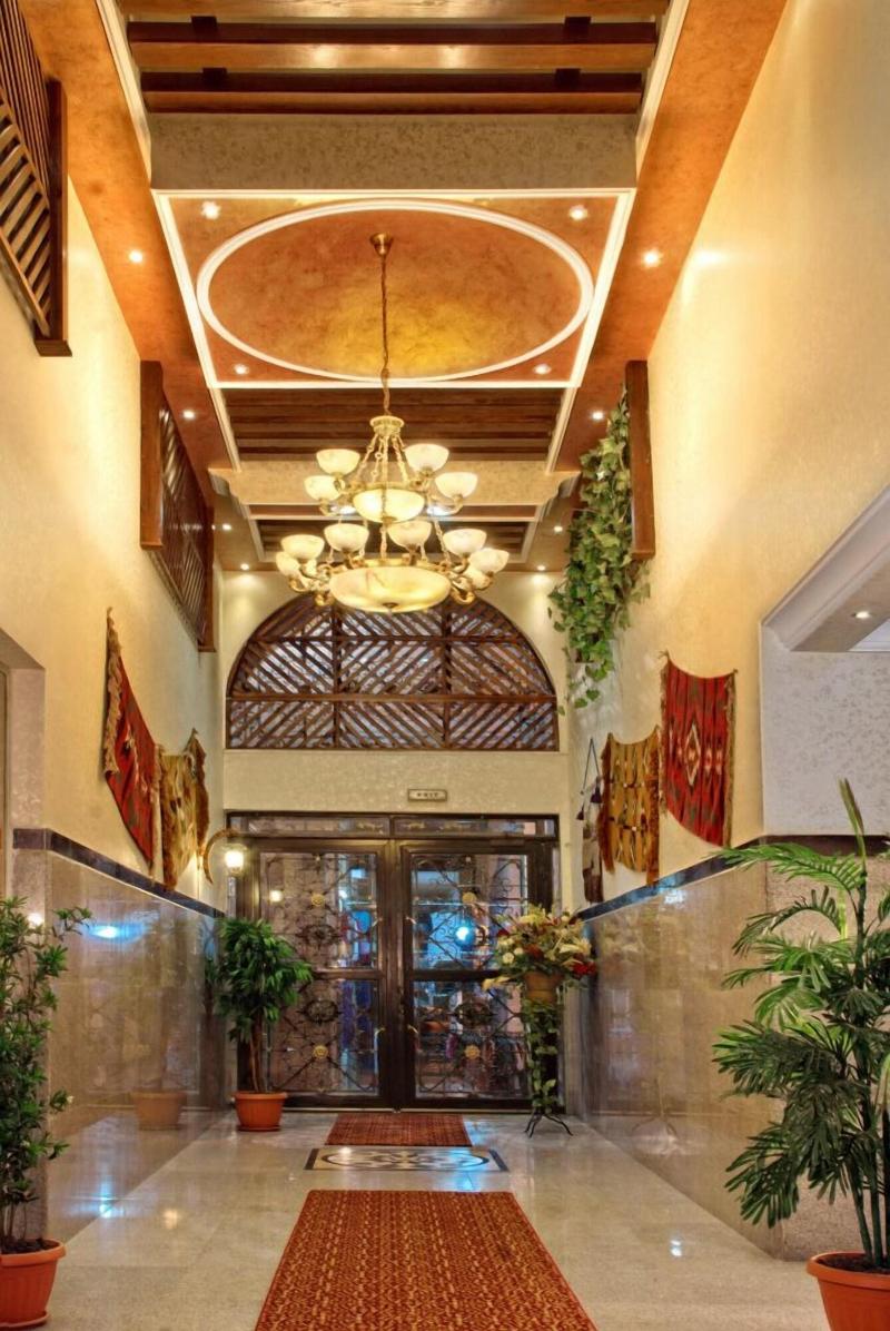 Jardaneh Hotel - Lobi