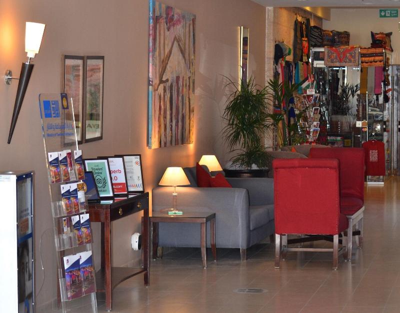 Petra Guest House - Lobi