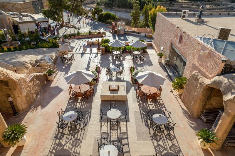 Petra Guest House - Teras