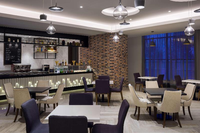 Park Inn By Radisson Makkah Aziziyah - Bar