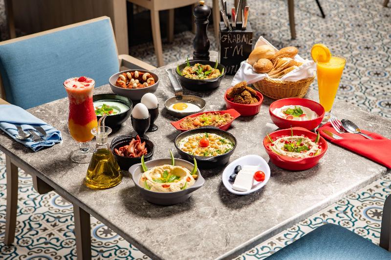 Park Inn By Radisson Makkah Aziziyah - Restoran
