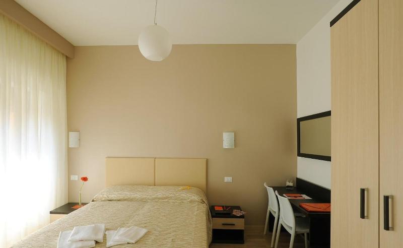 Honey Rooms - Oda