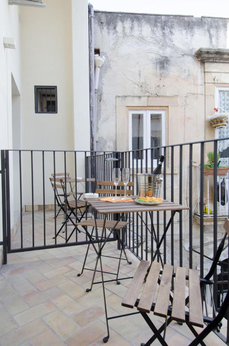 Ortigia Bed And Breakfast - Oda