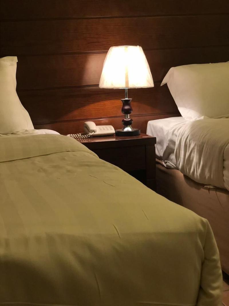 Manazil Alaswaf Hotel - Oda