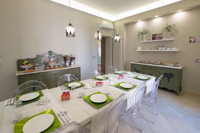 Maeca Ortigia B B - Restoran