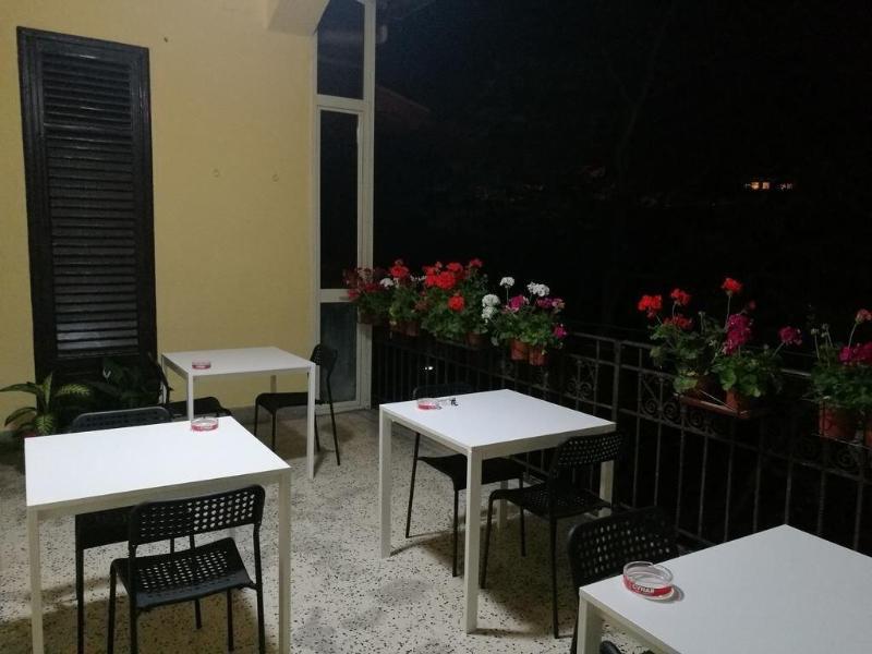 Arco Di Trionfo Palermo Bed Breakfast - Teras