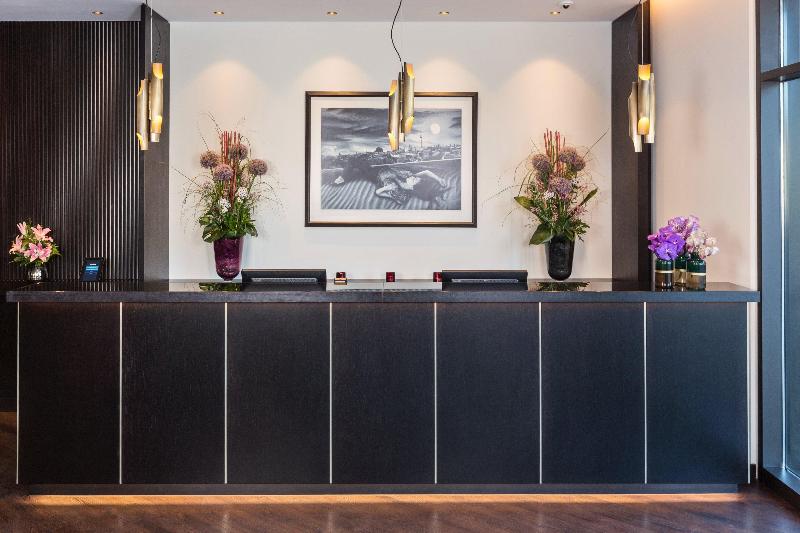 Holiday Inn Berlin City Center East-Prenzl. Allee - Lobi
