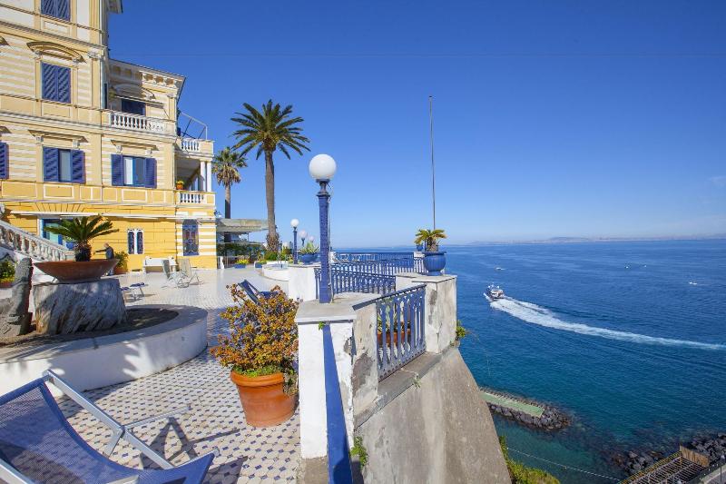La Terrazza 38 - Genel