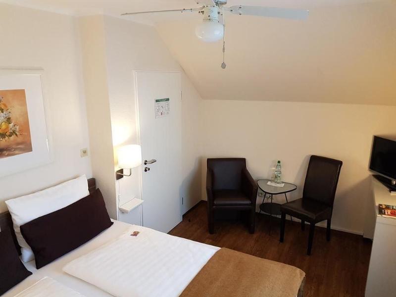 Hotel Rosmarin Garni - Oda