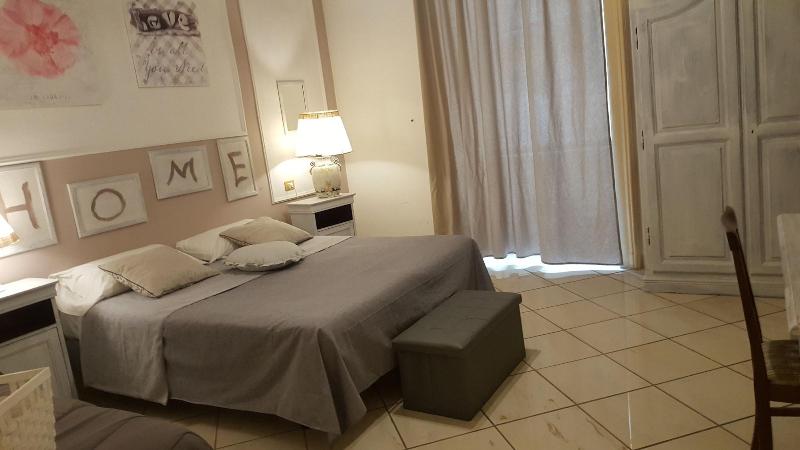 B B Napoli Centro - Oda