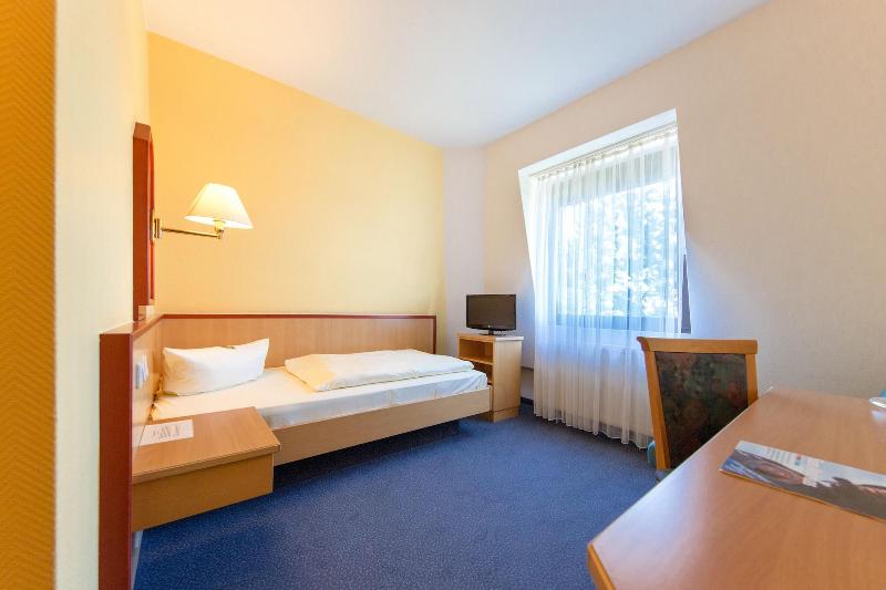 Montana Hotel Na Rnberg West - Oda