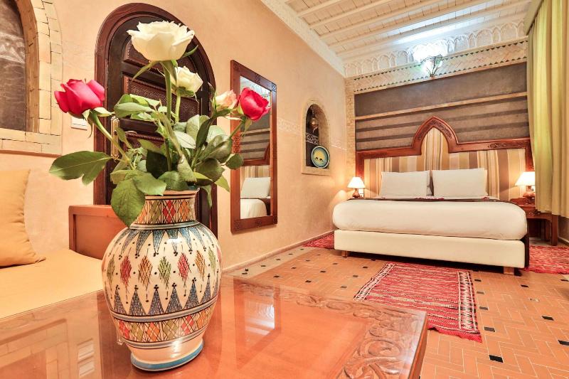 Riad Nakhla - Oda