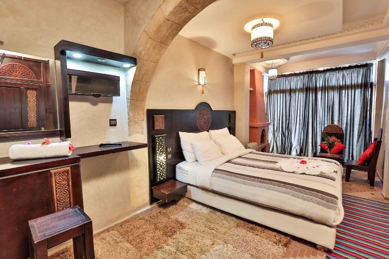 Riad Nakhla - Oda