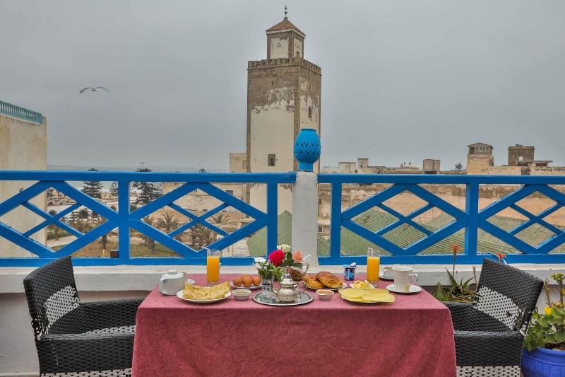 Riad Nakhla - Restoran