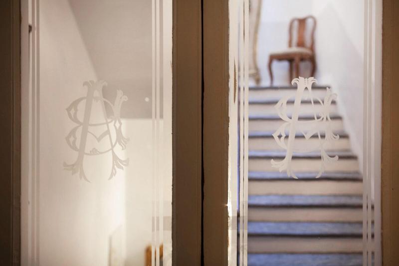 Caffa Dell Arte Boutique Rooms - Lobi