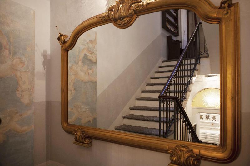 Caffa Dell Arte Boutique Rooms - Lobi
