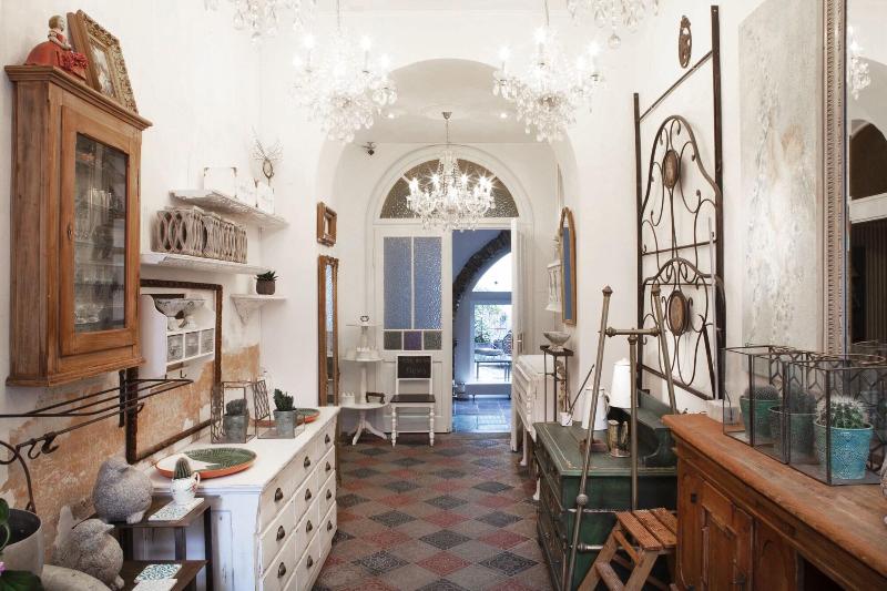 Caffa Dell Arte Boutique Rooms - Lobi