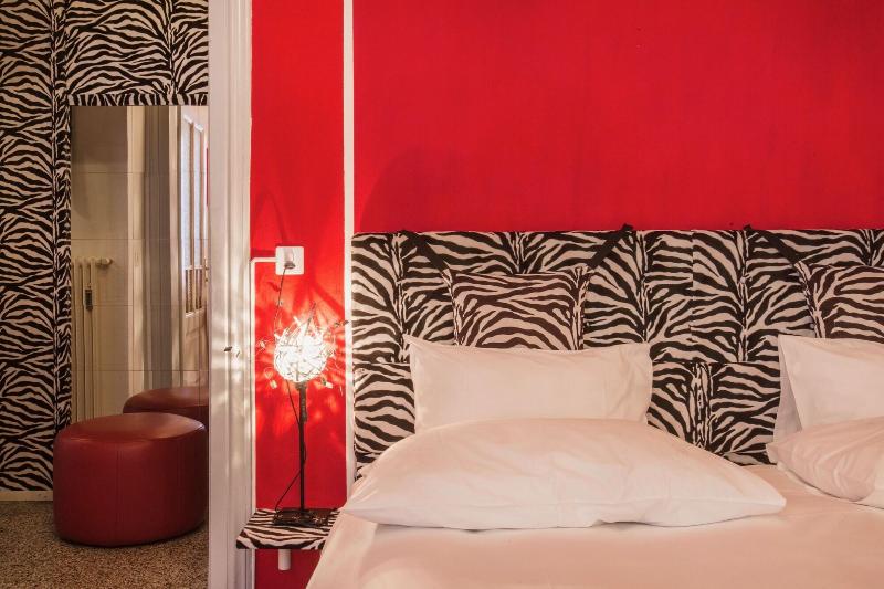 Caffa Dell Arte Boutique Rooms - Oda
