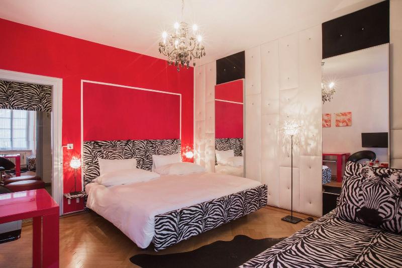 Caffa Dell Arte Boutique Rooms - Oda