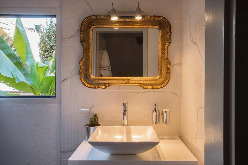 Caffa Dell Arte Boutique Rooms - Oda
