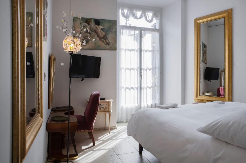 Caffa Dell Arte Boutique Rooms - Oda