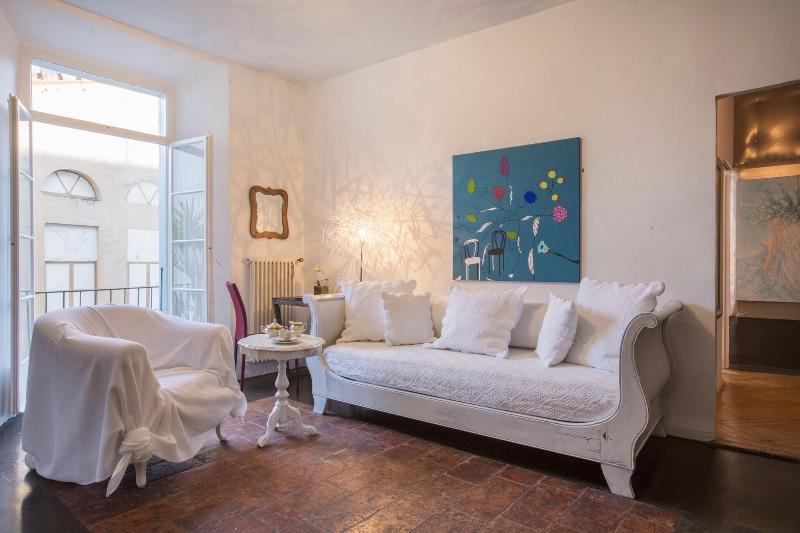 Caffa Dell Arte Boutique Rooms - Oda