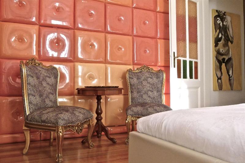 Caffa Dell Arte Boutique Rooms - Oda
