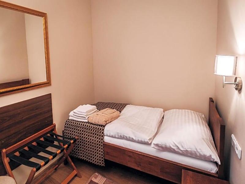 Star Hotel - Oda