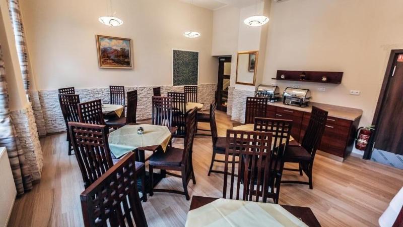 Star Hotel - Restoran