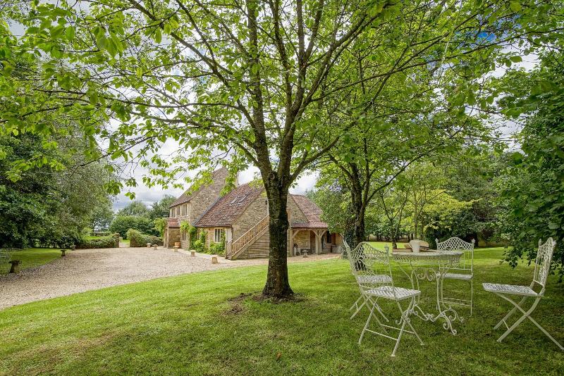 Great Ashley Farm - Genel