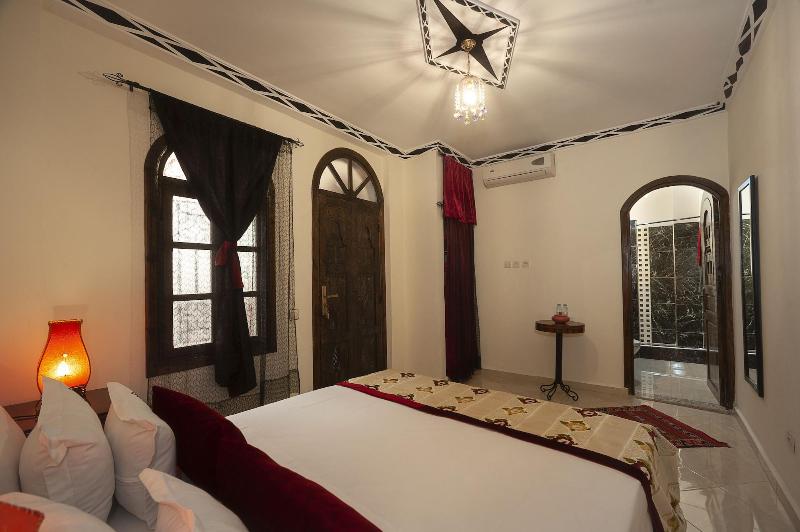 Riad De La Semaine - Oda
