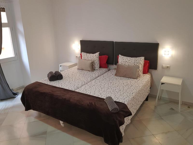 Fan Suites Duquesa - Genel