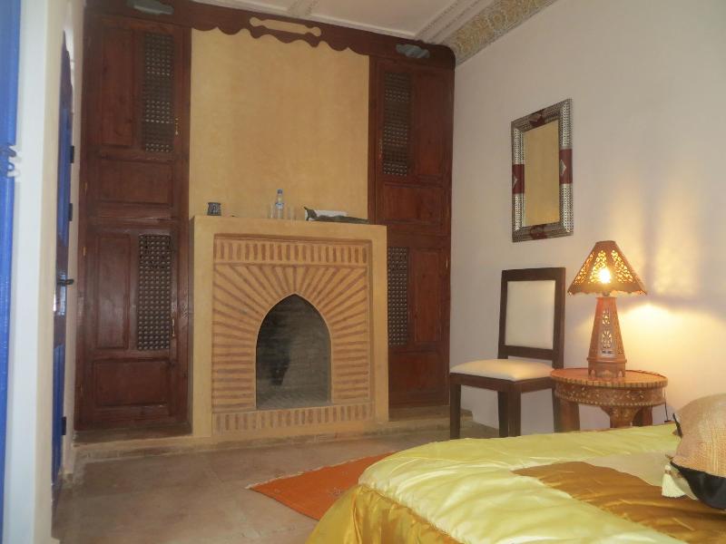 Riad Gloria - Oda